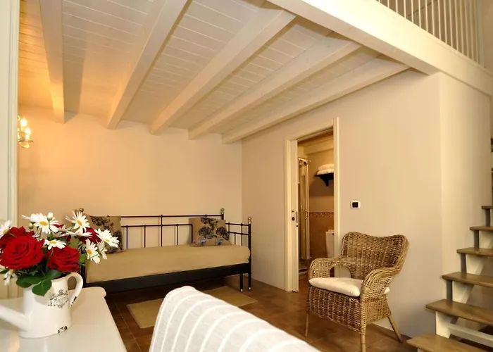 Don Alfonso Dimora D'epoca Alojamento de Acomodação e Pequeno-almoço 4*